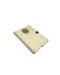Ahşap Mdf Kapaklı Allah Yazı Desenli Spiralli Kraft Yapraklı Defter Ahşap Mdf Kapaklı Allah Yazı Desenli Spiralli Kraft Yapraklı Defter