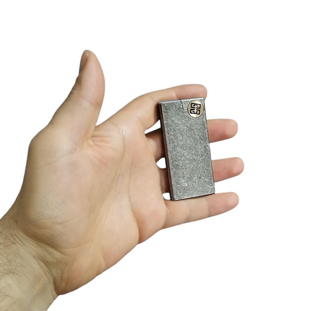 Eskitme Kaplama Desenli Şık Tasarımlı Metal Gazlı Çakmak 1 Adet