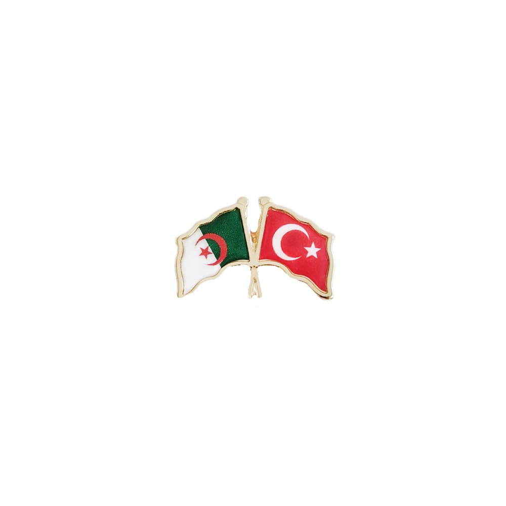 Cezayir Türkiye Flamalı Bayrak Yaka Rozeti 1 Adet Cezayir Türkiye Flamalı Bayrak Yaka Rozeti 1 Adet