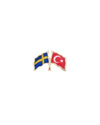 İsveç Türkiye Flamalı Bayrak Yaka Rozeti 1 Adet İsveç Türkiye Flamalı Bayrak Yaka Rozeti 1 Adet
